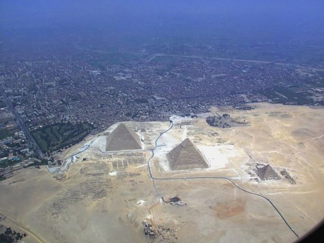 piramide%2002