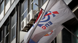 Zastave EPS i Republike Srbije