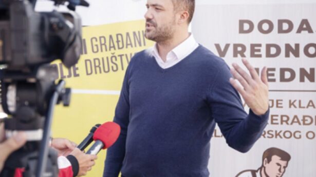 Đorđe Marić, Omorika