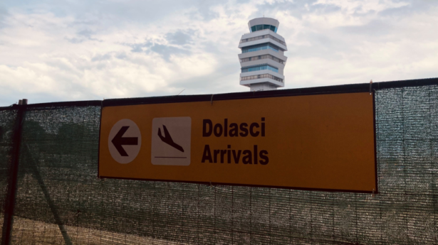 dolasci aerodrom