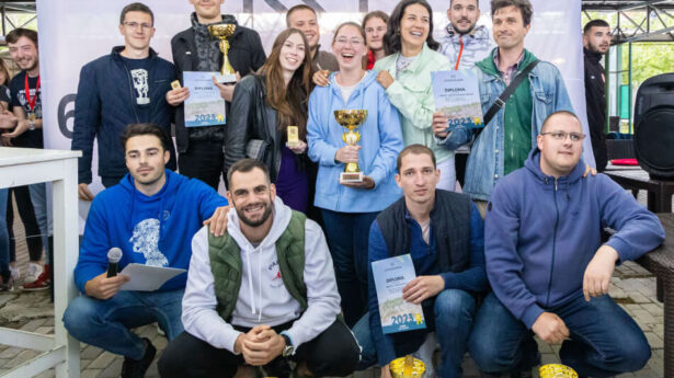 Pobednici Masinijade, studenti Masinskog fakuleta u Beogradu