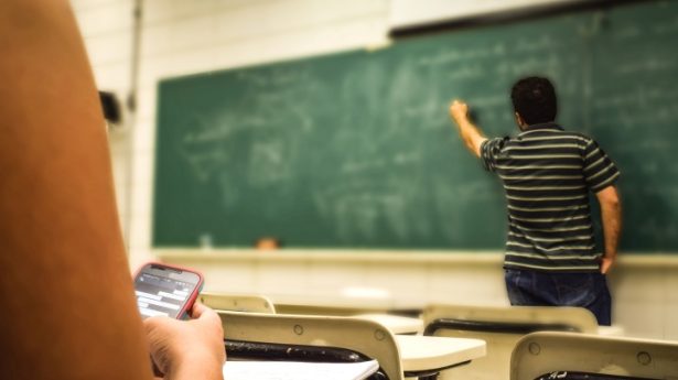 mobile phone in classroom
