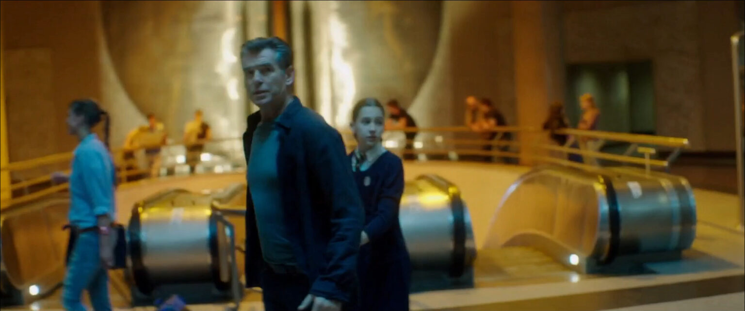 Pirs Brosnan u na setu u podzemnoj železničkoj stanici Vukov spomenik u Beogradu, film November Man