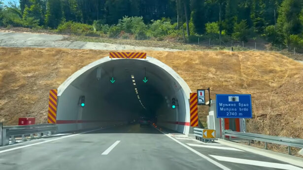 tunel munjino brdo na deonici autoputa Miloš Veliki, Pakovraće Požega